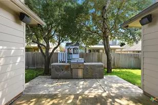 2083 Western Pecan, New Braunfels, TX 78130 - Photo 11