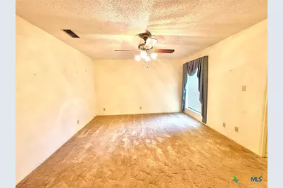 304 Windy Way Drive, Victoria, TX 77904 - Photo 19