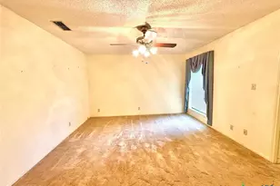 304 Windy Way Dr, Victoria, TX 77904 - Photo 19