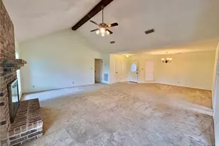 304 Windy Way Dr, Victoria, TX 77904 - Photo 13