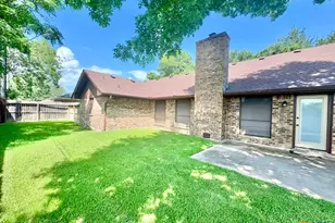304 Windy Way Dr, Victoria, TX 77904 - Photo 5