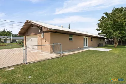 902 E Pam Street, Little River Academy, TX 76554 - Photo 29