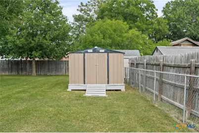 902 E Pam Street, Little River-Academy, TX 76554 - Photo 31