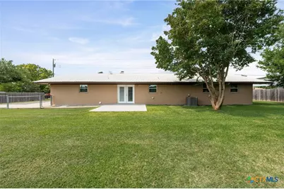 902 E Pam Street, Little River Academy, TX 76554 - Photo 31