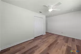 902 E Pam St, Little River Academy, TX 76554 - Photo 23