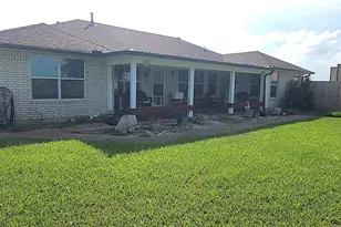 446 Gibb Blvd, Seadrift, TX 77983 - Photo 5