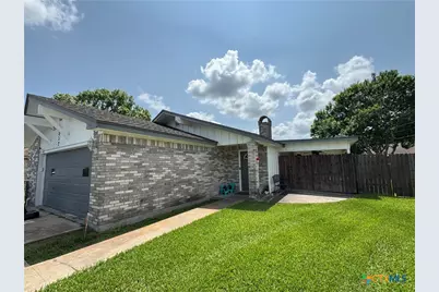 217 Versailles Street, Victoria, TX 77904 - Photo 33