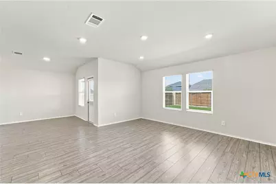208 Ida Loop, Seguin, TX 78155 - Photo 13