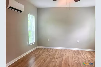 1108 Harvey Lane, Victoria, TX 77901 - Photo 7