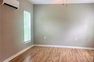 1108 Harvey Ln, Victoria, TX 77901 - Photo 7