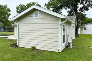 1108 Harvey Ln, Victoria, TX 77901 - Photo 11