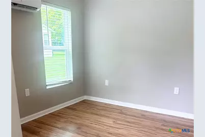 1108 Harvey Lane, Victoria, TX 77901 - Photo 9