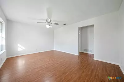 130 Algarita, San Marcos, TX 78666 - Photo 5