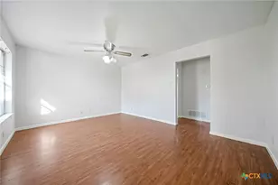 130 Algarita, San Marcos, TX 78666 - Photo 5