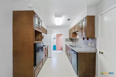 130 Algarita, San Marcos, TX 78666 - Photo 9