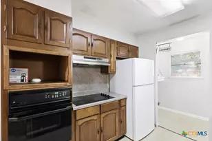 130 Algarita, San Marcos, TX 78666 - Photo 9