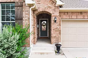 827 Old World Dr, Harker Heights, TX 76548 - Photo 3