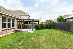 827 Old World Dr, Harker Heights, TX 76548 - Photo 33