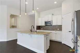 827 Old World Dr, Harker Heights, TX 76548 - Photo 13