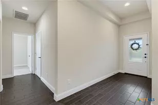 827 Old World Dr, Harker Heights, TX 76548 - Photo 9