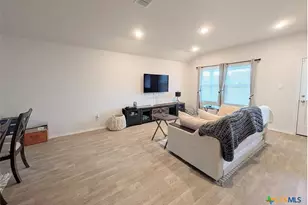 1665 Layne Loop, New Braunfels, TX 78130 - Photo 5