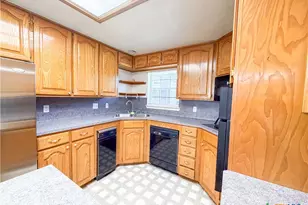 875 Spring Creek Ln, Copperas Cove, TX 76522 - Photo 9