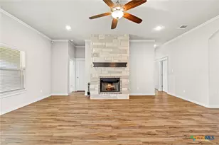 445 Bella Rose Dr, Belton, TX 76513 - Photo 7