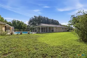154 Co Rd 321, Yoakum, TX 77995 - Photo 33