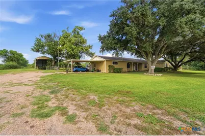 154 County Road 321, Yoakum, TX 77995 - Photo 7