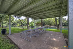 500 N Market Ave, New Braunfels, TX 78130 - Photo 25