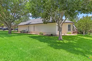 280 Long Creek Blvd, New Braunfels, TX 78130 - Photo 23