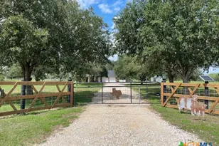 1751 FM 236, Victoria, TX 77905 - Photo 13