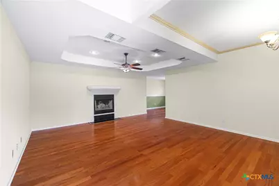 308 Green Gable Drive, Victoria, TX 77904 - Photo 3