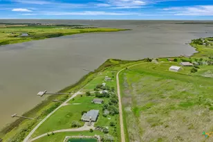 195 Wall Ln, Port Lavaca, TX 77979 - Photo 31