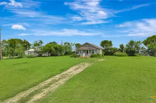 195 Wall Ln, Port Lavaca, TX 77979 - Photo 29