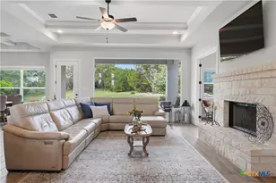 212 High Point Cir, Spring Branch, TX 78070 - Photo 5
