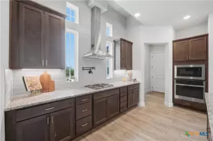 212 High Point Cir, Spring Branch, TX 78070 - Photo 13