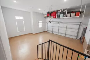 212 High Point Cir, Spring Branch, TX 78070 - Photo 33