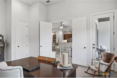 212 High Point Circle, Spring Branch, TX 78070 - Photo 9
