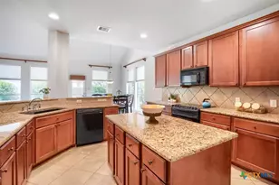 2985 Prairie Bluff, Seguin, TX 78155 - Photo 7
