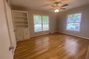 1818 S 39th St, Temple, TX 76504 - Photo 13