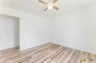 401 S 40th St, Killeen, TX 76543 - Photo 15