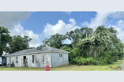 209 N 7th Street, Port O'Connor, TX 77982 - Photo 9