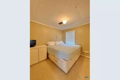 106 W Olive Avenue, Port O'Connor, TX 77982 - Photo 21