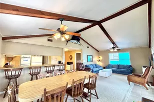 106 W Olive Ave, Port O'Connor, TX 77982 - Photo 3