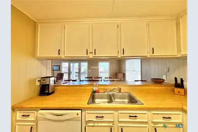 106 W Olive Avenue, Port O'Connor, TX 77982 - Photo 17