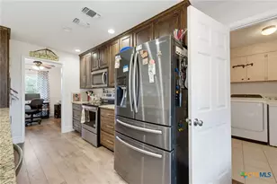901 Edwards St, Copperas Cove, TX 76522 - Photo 11