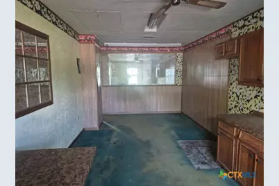 404 Svoboda Street, Yoakum, TX 77995 - Photo 23