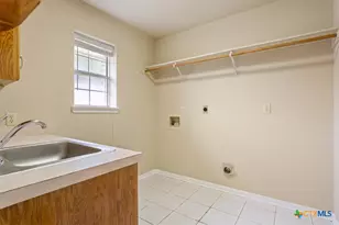 1900 Sutton Pl Trail, Harker Heights, TX 76548 - Photo 35