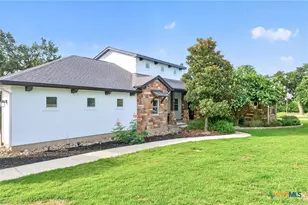 1424 Decanter Dr, New Braunfels, TX 78132 - Photo 3